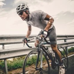 KT Tape Recovery+ Wave 720 Hour Electromagnetic Therapy Device -Sports Protective Gear kt tape recovery wave electromagnetic therapy device2