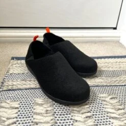 Zullaz 3.0 Orthopaedic Slippers (Black) -Sports Protective Gear zullaz 30 orthopaedic slippers black v1 ac3